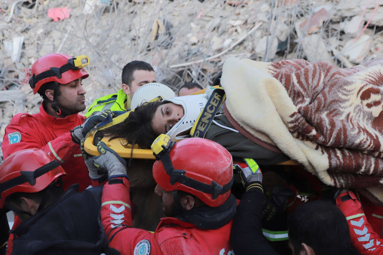 Υπ. Εργασίας: Συγκέντρωση ανθρωπιστικής βοήθειας στους σεισμόπληκτους Τουρκίας και Συρίας