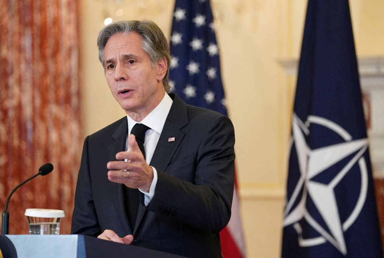 Γαϊτανάκι γύρω από σχόλιο του Μπλίνκεν περί Κριμαίας