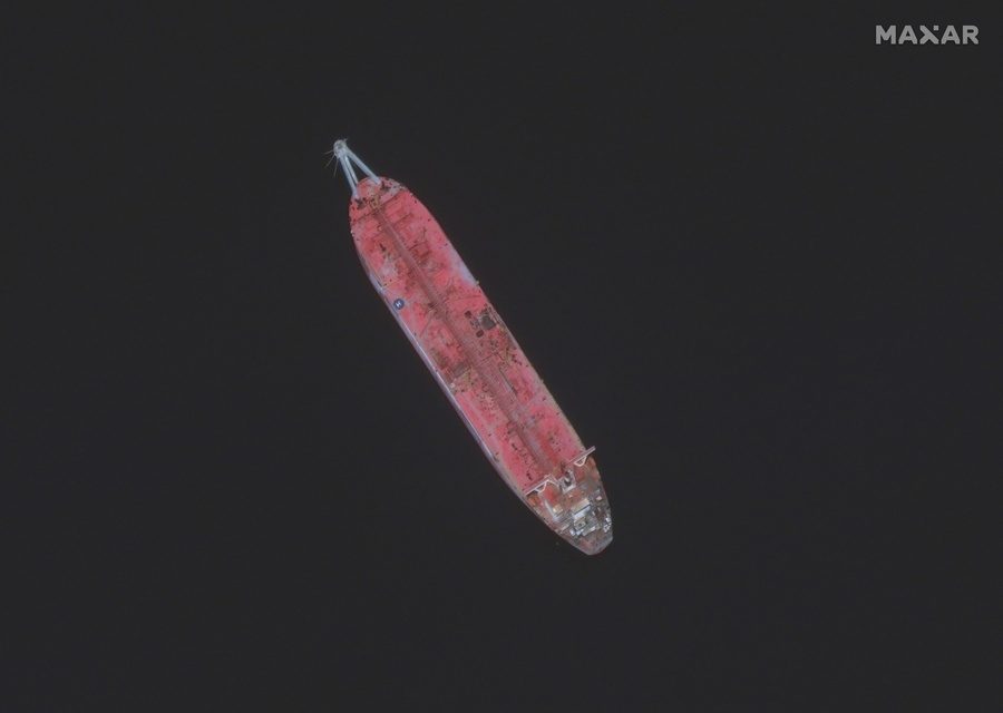 Ερυθρά Θάλασσα: Αναζητείται τάνκερ-γίγας για να προλάβει περιβαλλοντική καταστροφή