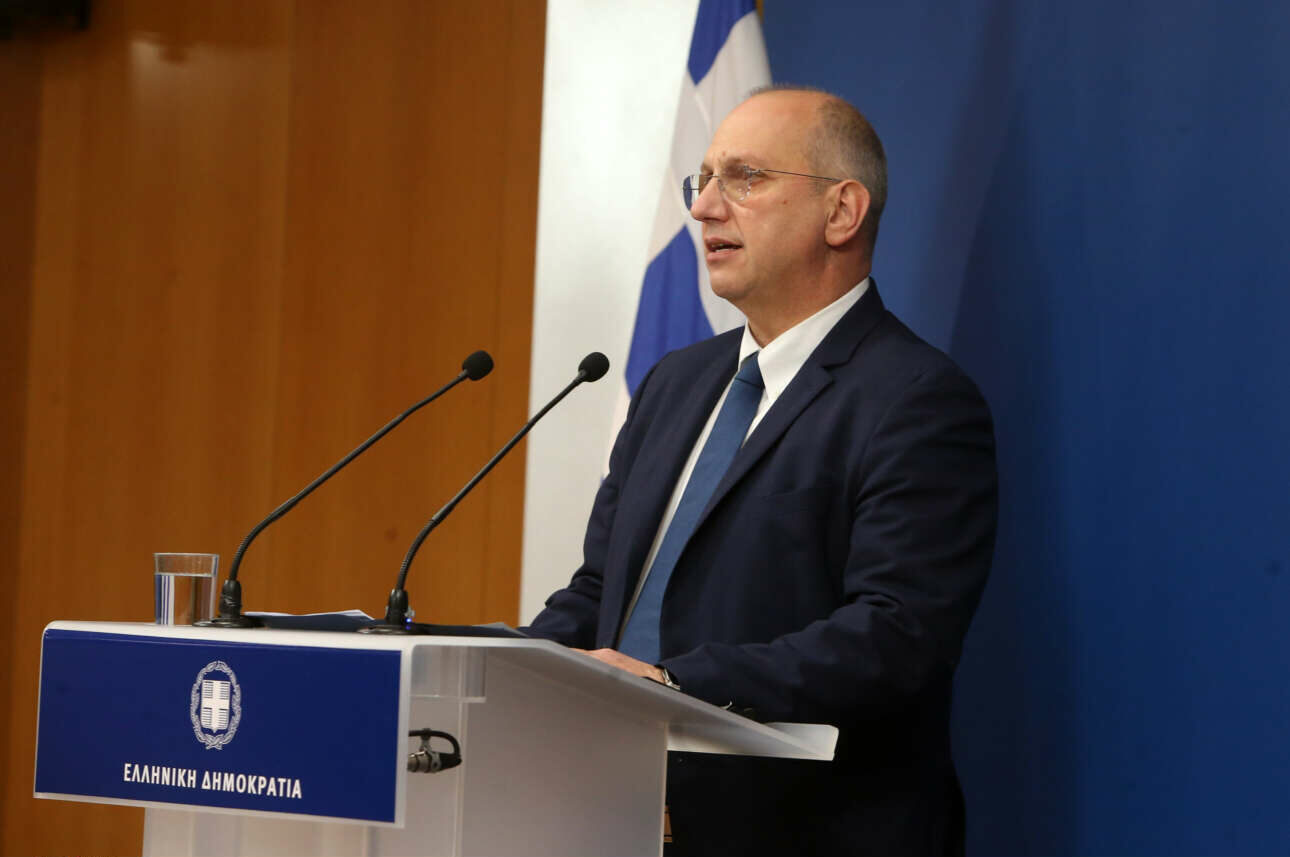 Οικονόμου: Ο Τσίπρας νομοθέτησε την πώληση των δανείων σε funds