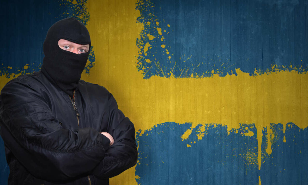 Ανάλυση: Οι οπλισμένες συμμορίες «σκοτώνουν» το σουηδικό μοντέλο