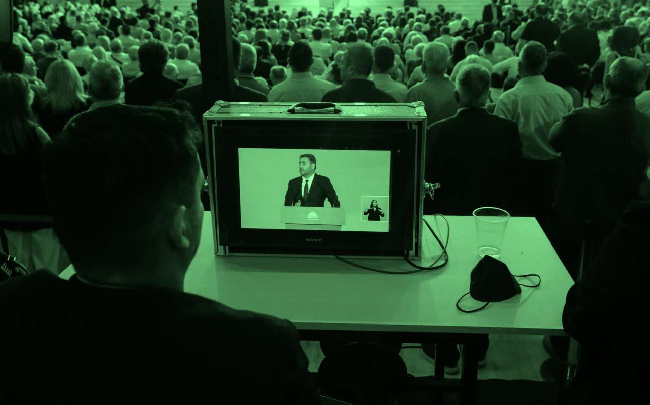 Οταν μπερδεύεις τον «Κανέναν» με τον «Κάποιον»