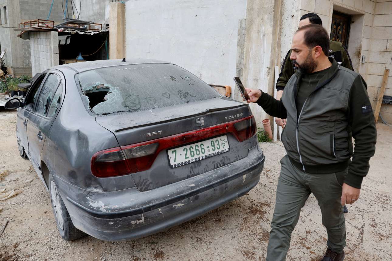 Δυτική Οχθη: Νέα επίθεση εποίκων εναντίον παλαιστινιακού χωριού