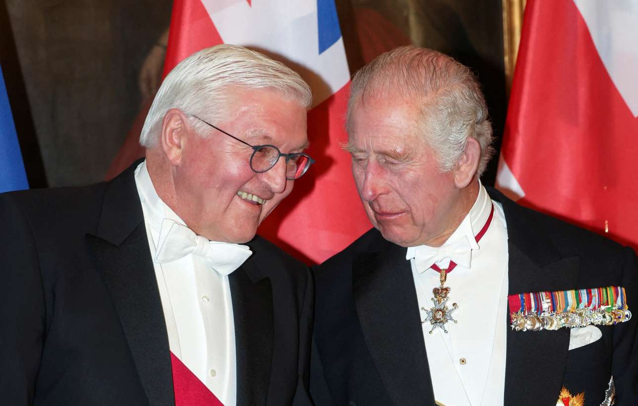 Σταϊνμάγερ – Κάρολος: «Είναι καλό που είμαστε αντίπαλοι μόνο στην μπάλα» – Πού είναι ο Σολτς;