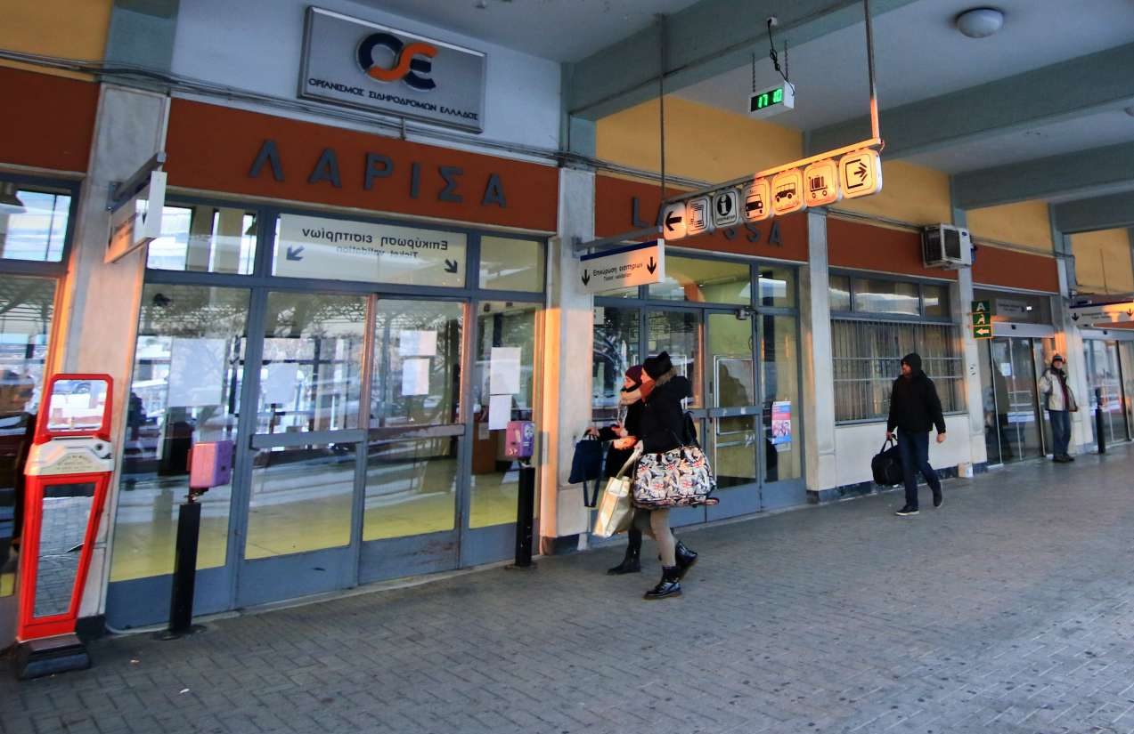 Πώς πήρε αναρρωτική ενός μήνα ο προϊστάμενος του σταθμάρχη; Κατεπείγουσα έρευνα