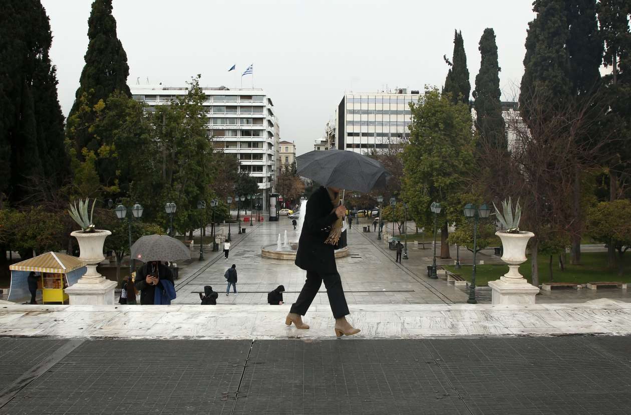 Χαλάει ο καιρός: Πού αναμένονται ισχυρές βροχές και καταιγίδες