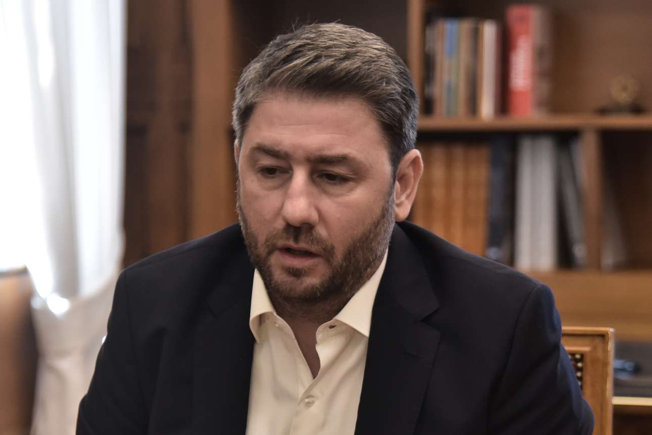 Ανδρουλάκης: Δεν γνώριζε ο κ. Καραμανλής;