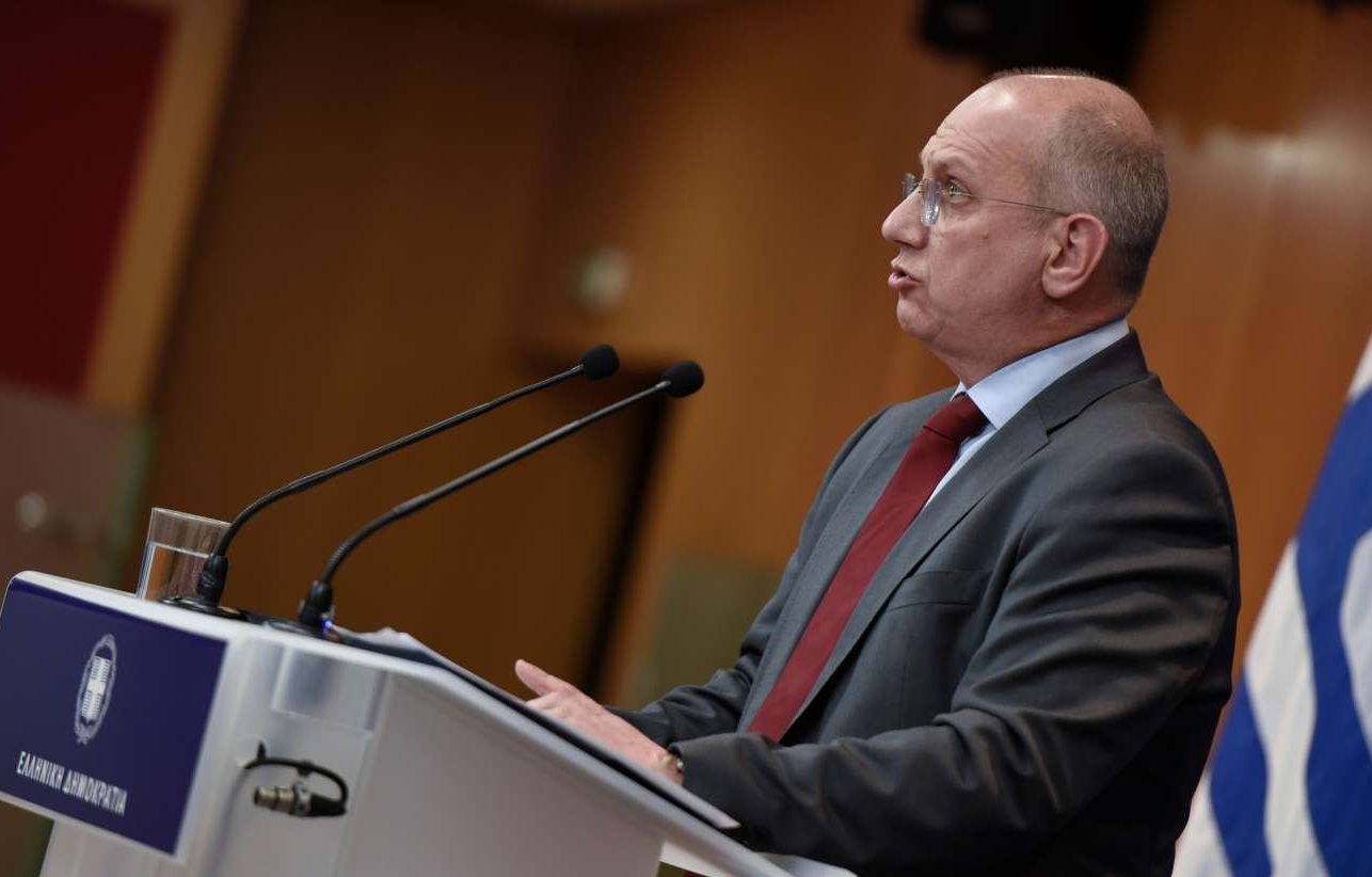 Οικονόμου: Λέει ψέματα ο Τσίπρας – Το νερό θα παραμείνει υπό δημόσιο έλεγχο