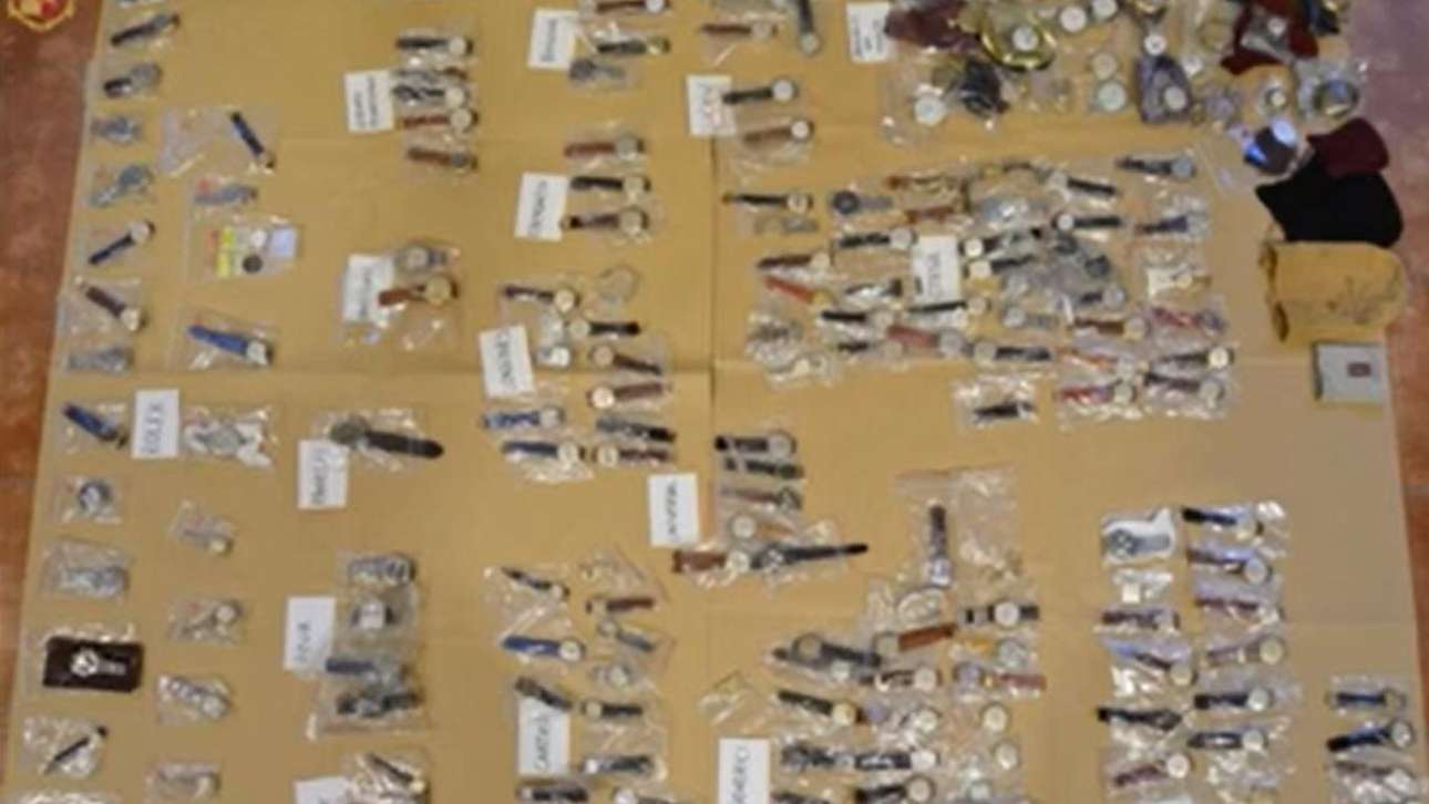 Μπολόνια: 70χρονος είχε στο σπίτι του 1,5 τόνο κλεμμένα Rolex, κοσμήματα και διαμάντια