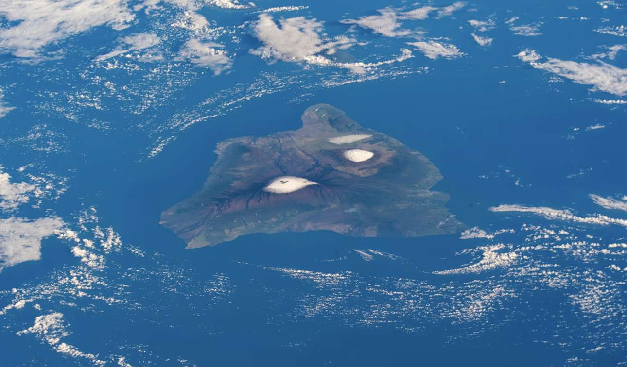 Το Μεγάλο Νησί της Χαβάης όπως φαίνεται από... πολύ ψηλά