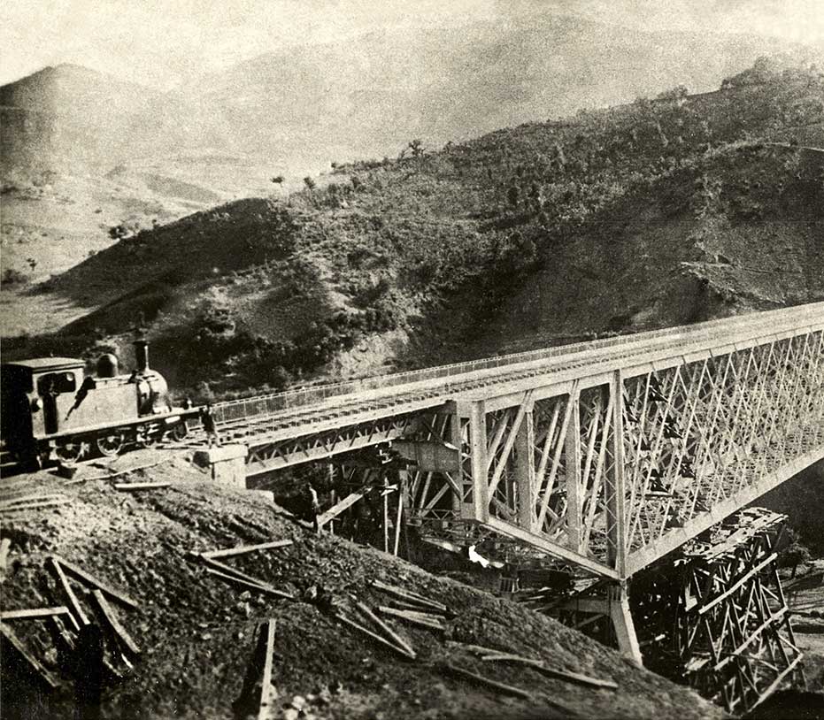 Πώς η χώρα του Τρικούπη σκότωσε το τρένο