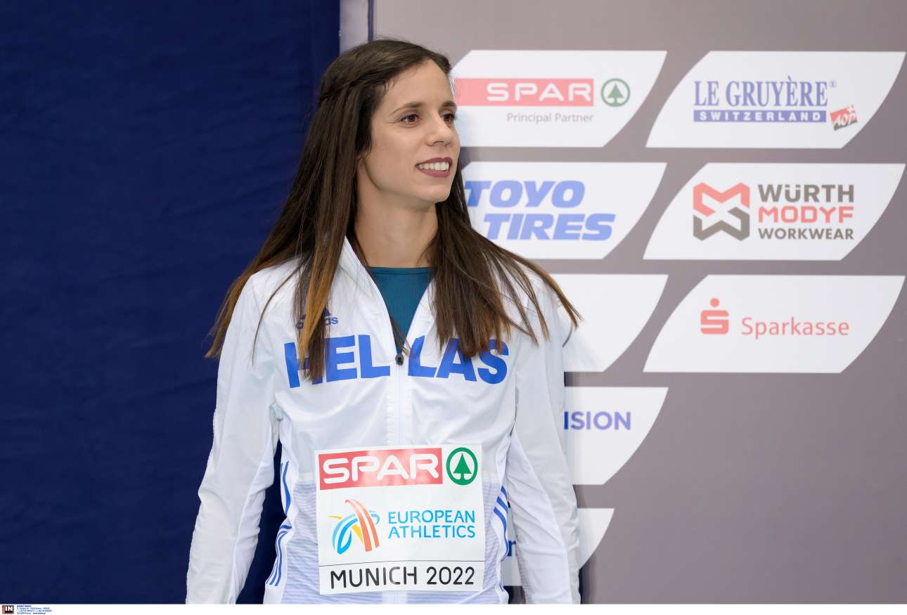 Κατερίνα Στεφανίδη: Δεν ταυτίζομαι με τα λεγόμενα της μητέρας μου, ούτε είναι δουλειά μου να τη «μαζέψω»