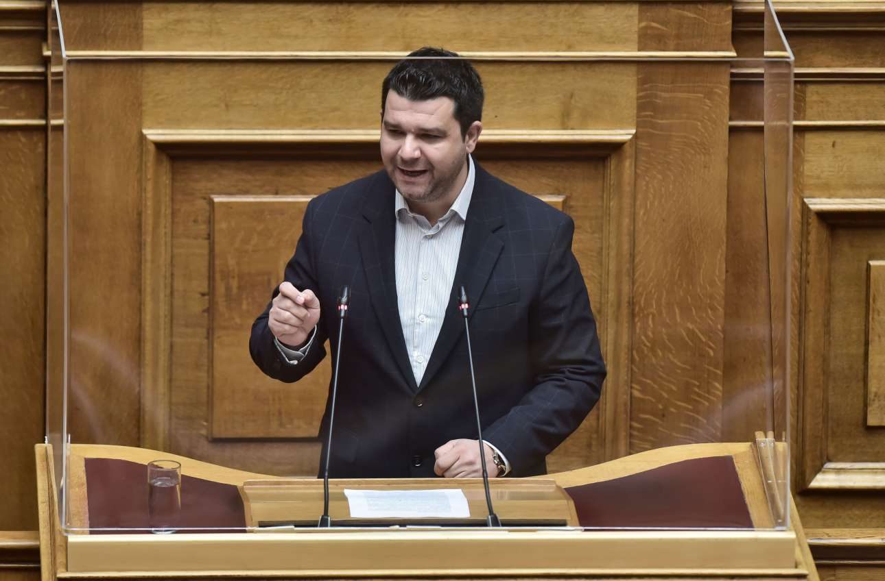 Κάτσης (ΣΥΡΙΖΑ) για ΝΔ: «Φίλοι παιδοβιαστών» – Οργή στην Πειραιώς