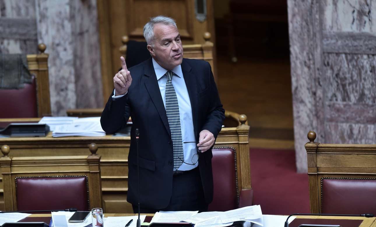 Βορίδης σε Τσίπρα: Είναι μέτωπο στον φασισμό να υιοθετείτε τα επιχειρήματα των φασιστών;