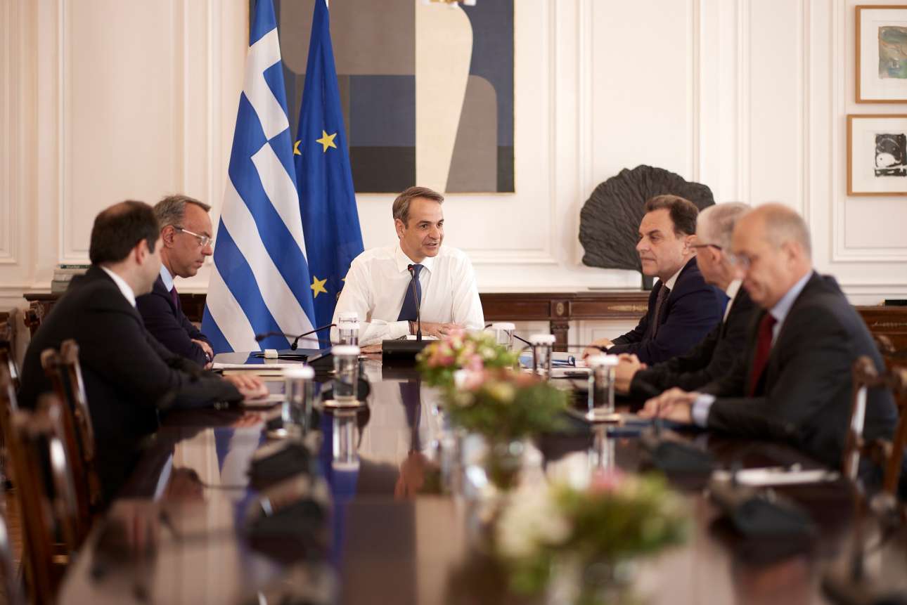 Μητσοτάκης: Από Μ. Τετάρτη και έως 10 Μαΐου οι αποζημιώσεις σε αγρότες και κτηνοτρόφους