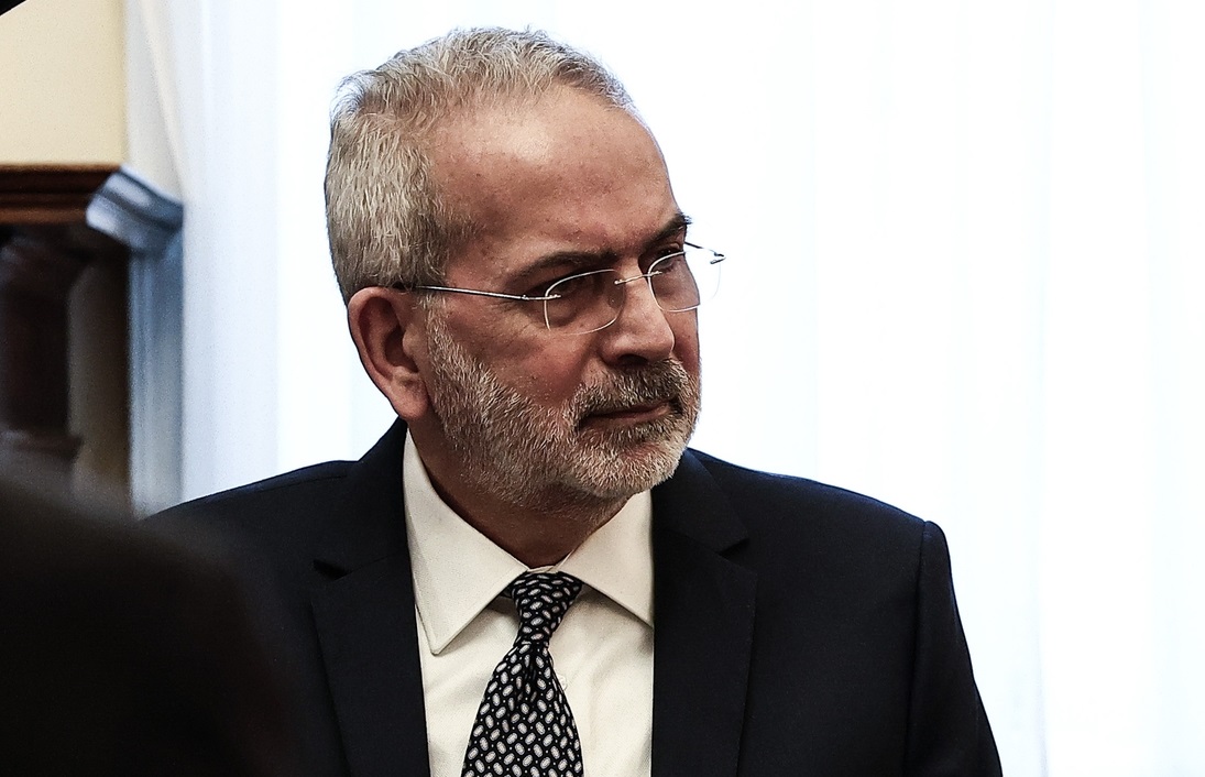 Ποιος είναι ο υπηρεσιακός πρωθυπουργός Ιωάννης Σαρμάς