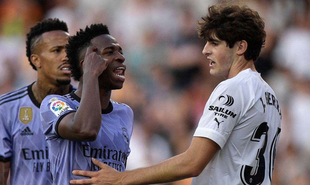 Οργή στην Ισπανία για τη νέα ρατσιστική επίθεση κατά του Βινίσιους