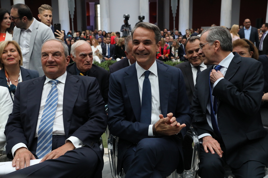 Ζάππειο: Κοινό μήνυμα Μητσοτάκη, Σαμαρά, Καραμανλή για νίκη της ΝΔ στις εκλογές