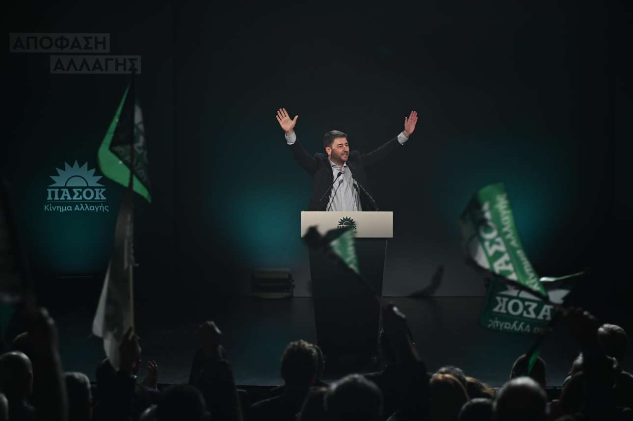 Ο Ανδρουλάκης θύμισε στον Μητσοτάκη το 2010 και τα Ζάππεια