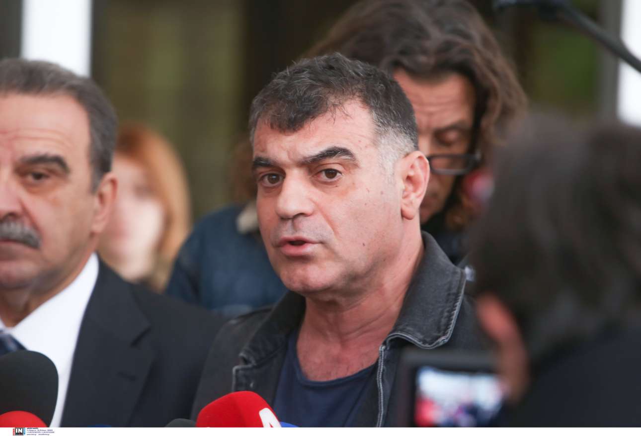 Τελικά δεν «κλείνει η ΕΣΗΕΑ» το Documento;