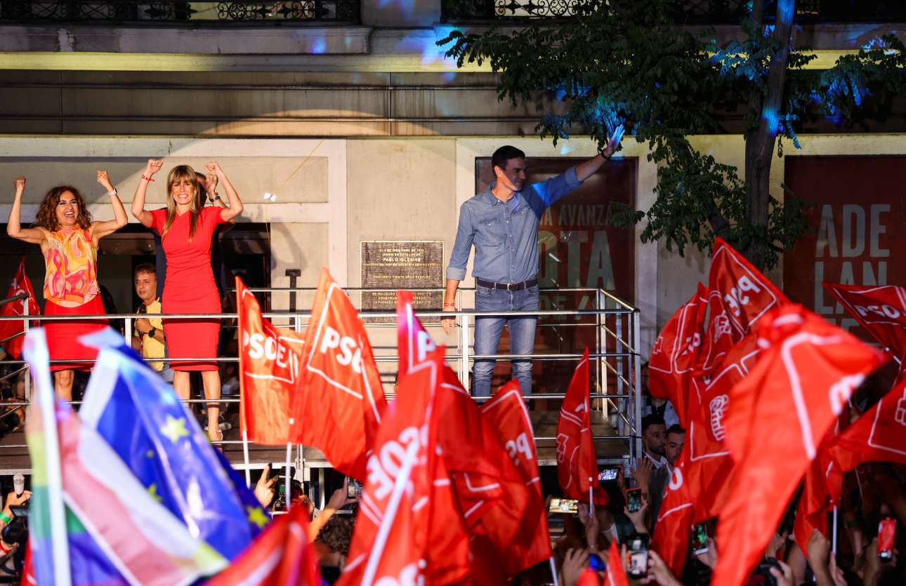 Ισπανία: Νίκη χωρίς αυτοδυναμία για το Λαϊκό Κόμμα – Ξεκινούν οι διαπραγματεύσεις για κυβέρνηση