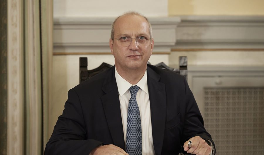 Οικονόμου: Η μεγάλη ευκαιρία για εκσυχρονισμό της Ελλάδας