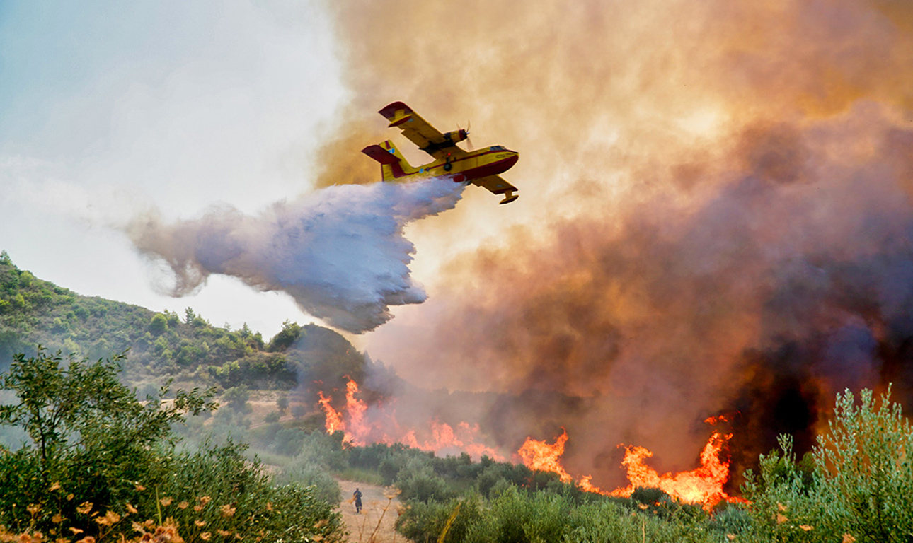 Τι λένε οι σούπερ ήρωες πιλότοι στο σπίτι τους;