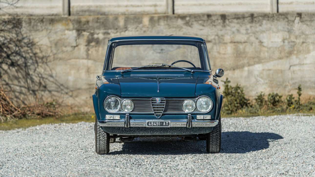 Πέντε υπέροχες, κλασικές Alfa Romeo προς πώληση: Ποια θα παίρνατε;