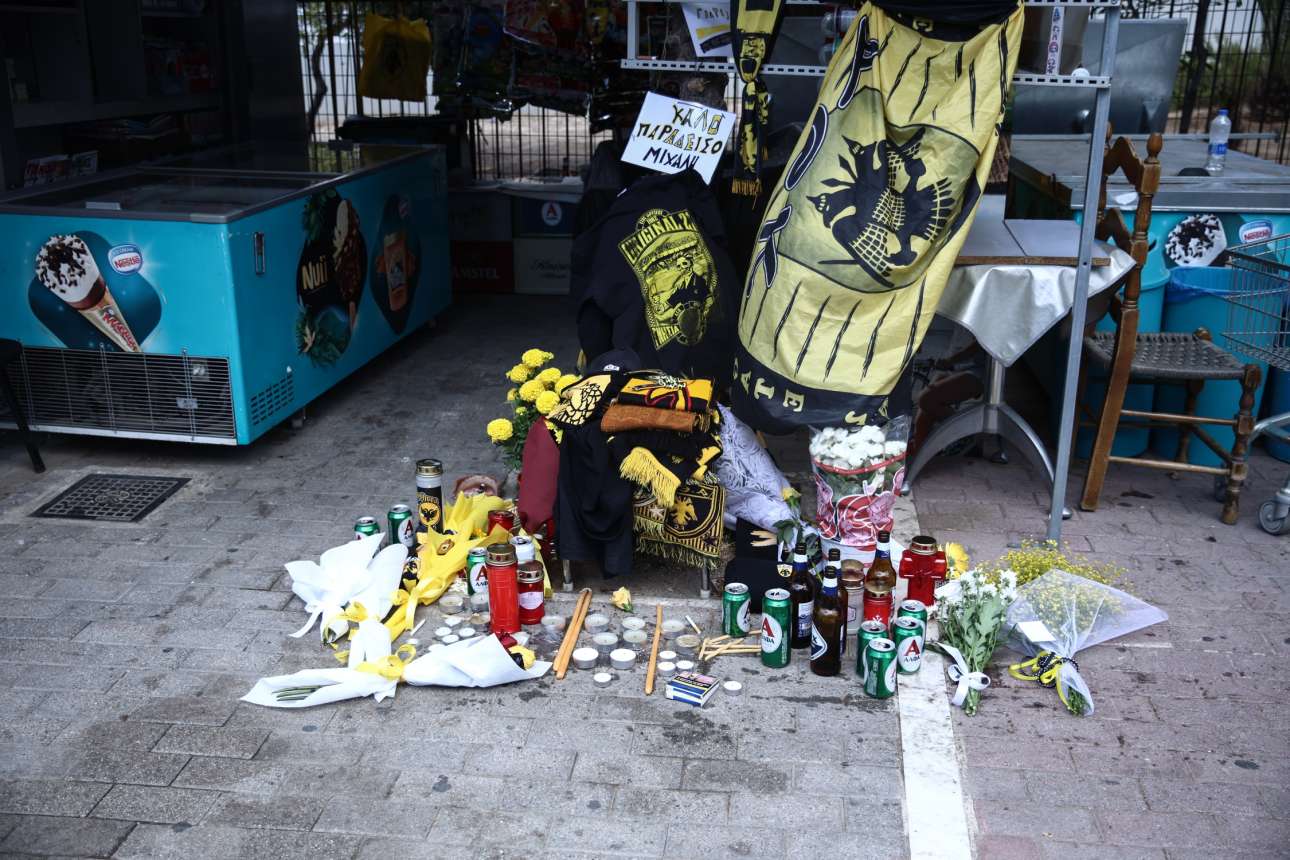 Νέα Φιλαδέλφεια: To άγνωστο τετ α τετ αστυνομικών–χούλιγκαν 40 λεπτά μετά τη δολοφονική επίθεση στον Μιχάλη