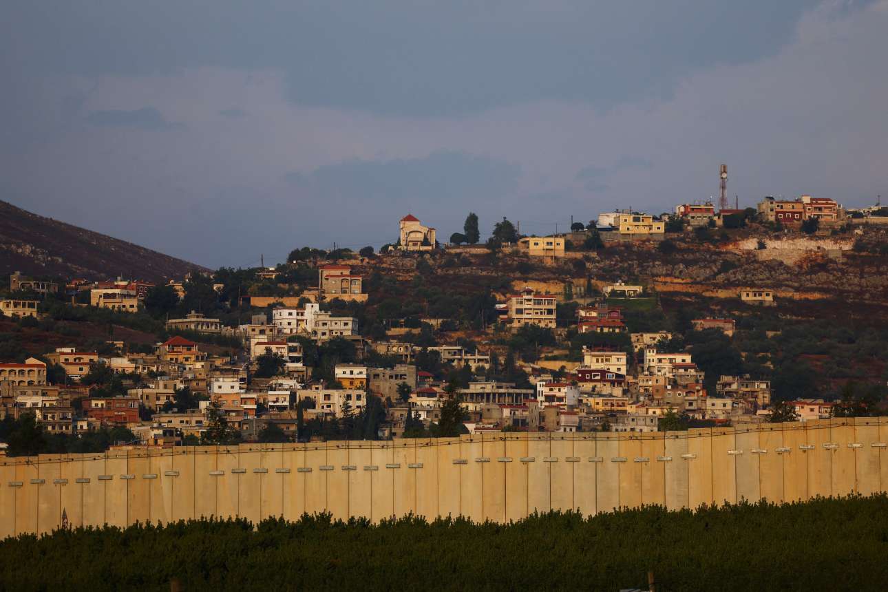 Νέα κλιμάκωση: Ομοβροντία ρουκετών από Λίβανο και Συρία προς το Ισραήλ