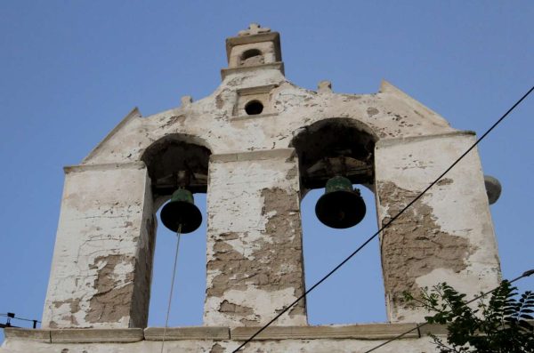 Εκλεβαν μπρούτζινες καμπάνες από εκκλησίες – μεταξύ των δραστών και ένας ανήλικος