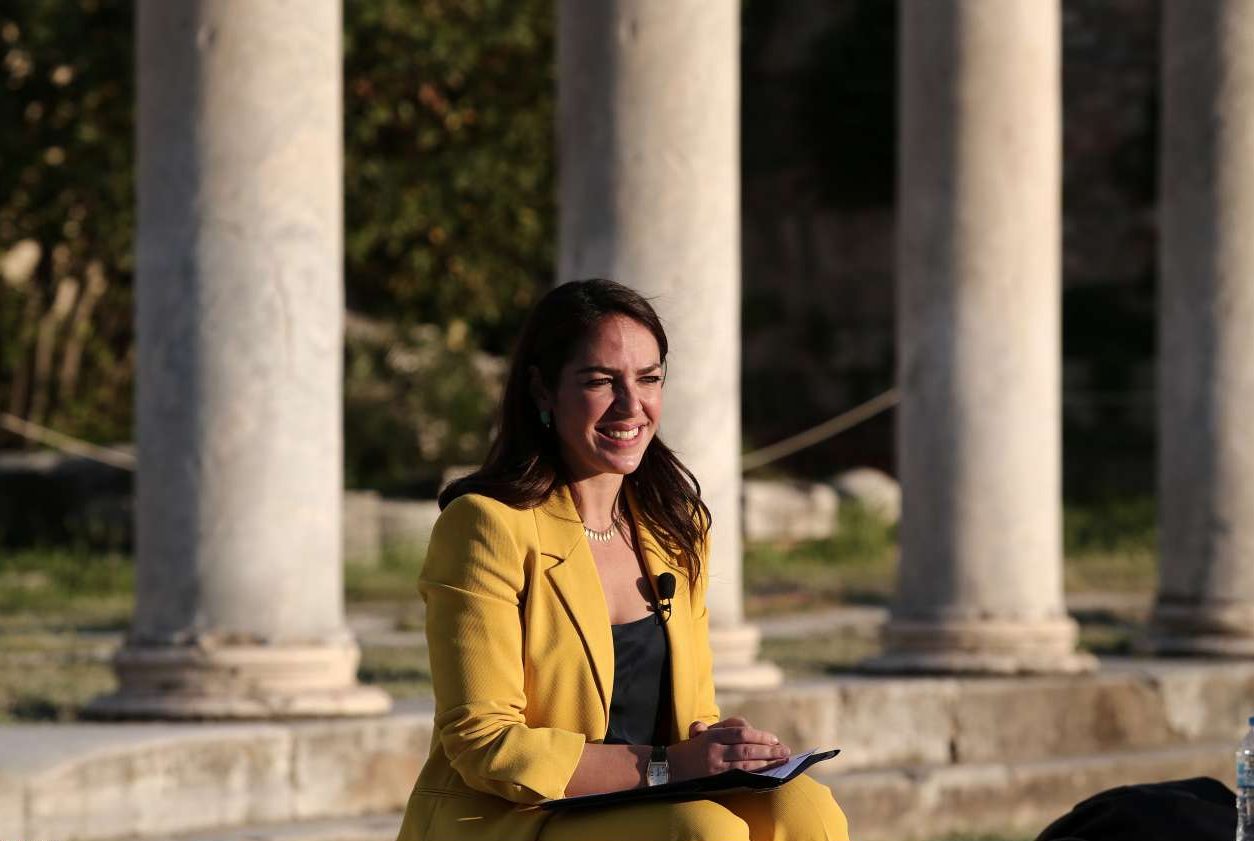 Δόμνα Μιχαηλίδου: Χωρίς γραπτό διαγωνισμό οι προσλήψεις των εκπαιδευτικών