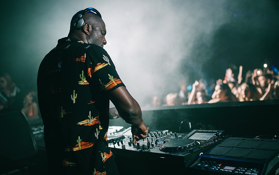 Ιντρις Ελμπα: «Κάνω θεραπεία επειδή είμαι εργασιομανής»