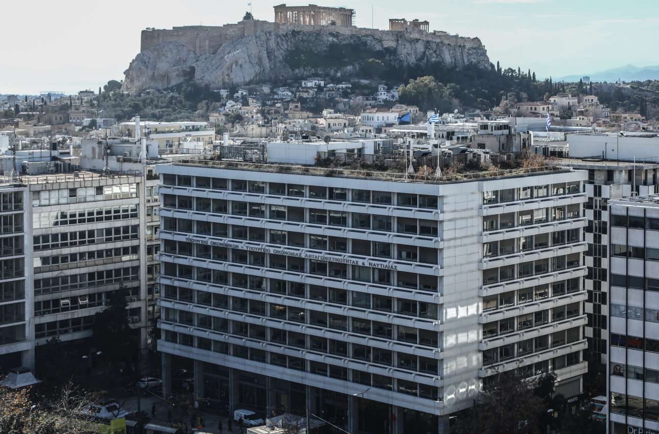 Φορολογικό νομοσχέδιο: Oλες οι αλλαγές για τους ελεύθερους επαγγελματίες