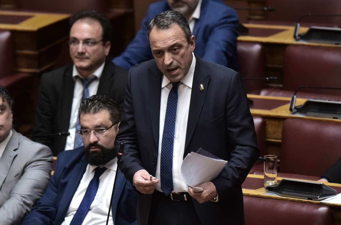 «Σπαρτιάτες»: Αρση ασυλίας των βουλευτών με 285 «ναι» στη Βουλή