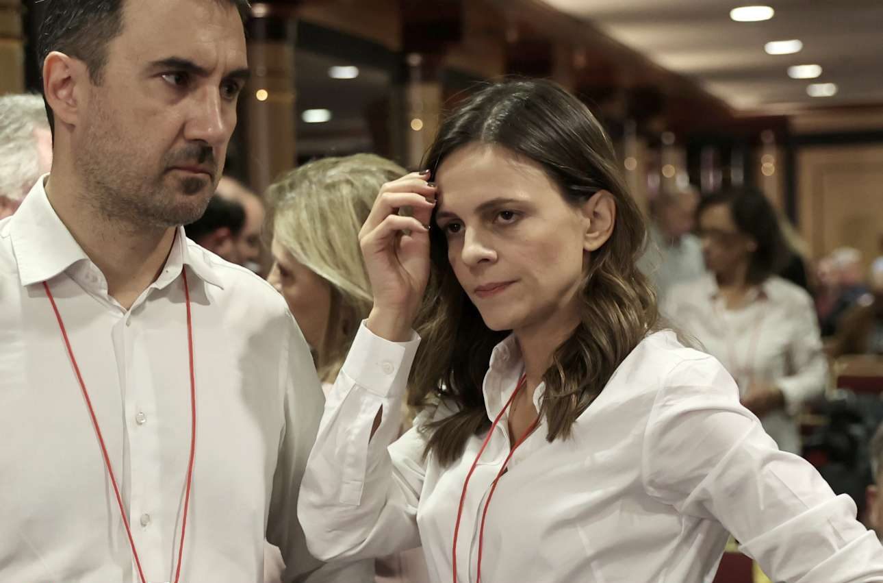 Σκληρή κριτική στον Κασσελάκη από την ομάδα Αχτσιόγλου – Μένει (;) στον ΣΥΡΙΖΑ