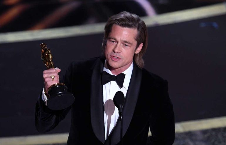 Ο γιος του Μπραντ Πιτ τον κατηγορεί ότι ήταν άθλιος πατέρας