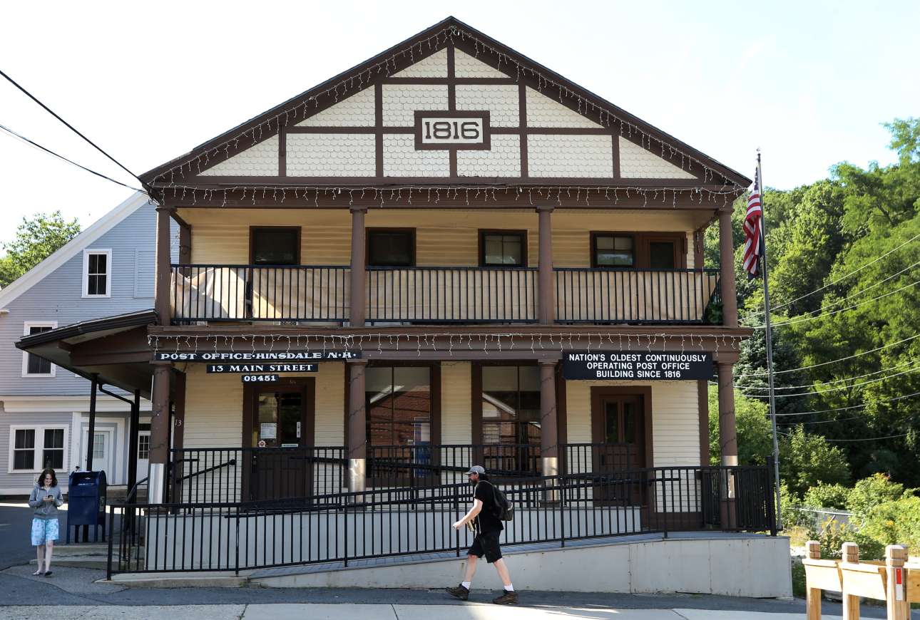 Ο εργάτης με τα μπαλωμένα ρούχα που άφησε περιουσία εκατομμυρίων στην πόλη του