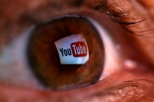 Φρίκη και αποτροπιασμός: Πάνω από 22.000 συνδρομητές είχε ο 42χρονος που εξευτέλιζε ΑμεΑ σε ζωντανή σύνδεση στο YouTube