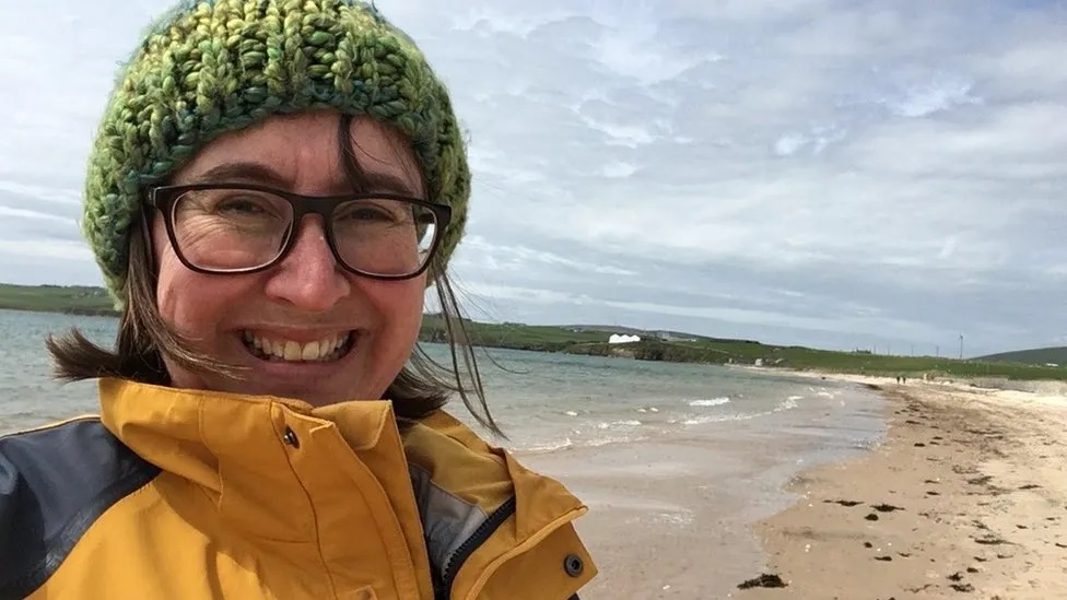 Η καλύτερη δουλειά: «Ιπτάμενη» γιατρός σε απομακρυσμένα νησιά