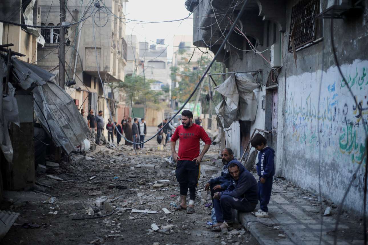 Γάζα: Το Ισραήλ περικυκλώνει την Χαν Γιουνίς – «άγριες μάχες»