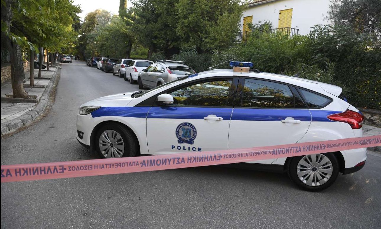 Εγκλημα στα Καλύβια: «Μας κακοποιούσε όλους» λέει ο 16χρονος