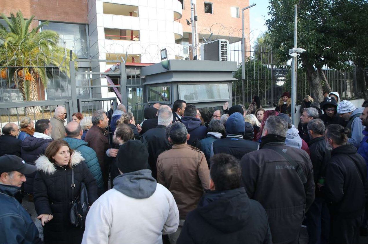 ΕΛ.ΑΣ: «Δολοφονική επίθεση» στου Ρέντη – Σοβαρές ενδείξεις ότι ο δράστης είναι ανάμεσα στους 424 προσαχθέντες