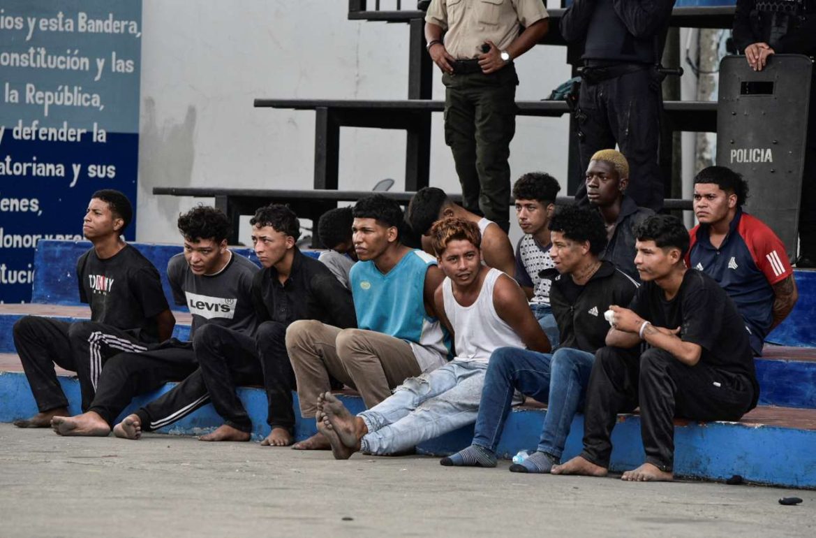 2024-01-10T175309Z_1704003547_RC2YE5A5NK