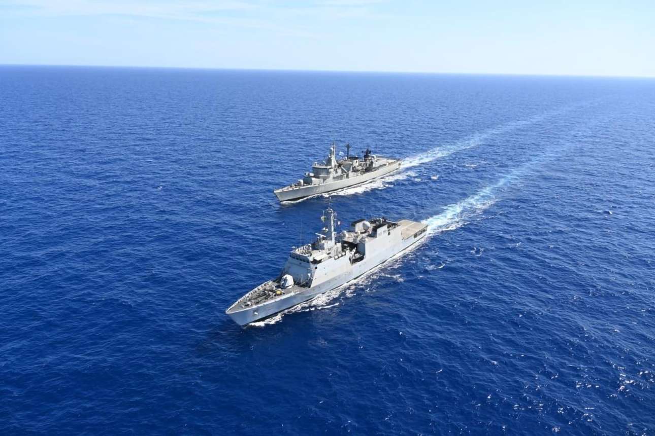 Δένδιας: Εξετάζουμε τη συμπαραγωγή αμερικανικών φρεγατών στα ελληνικά ναυπηγεία