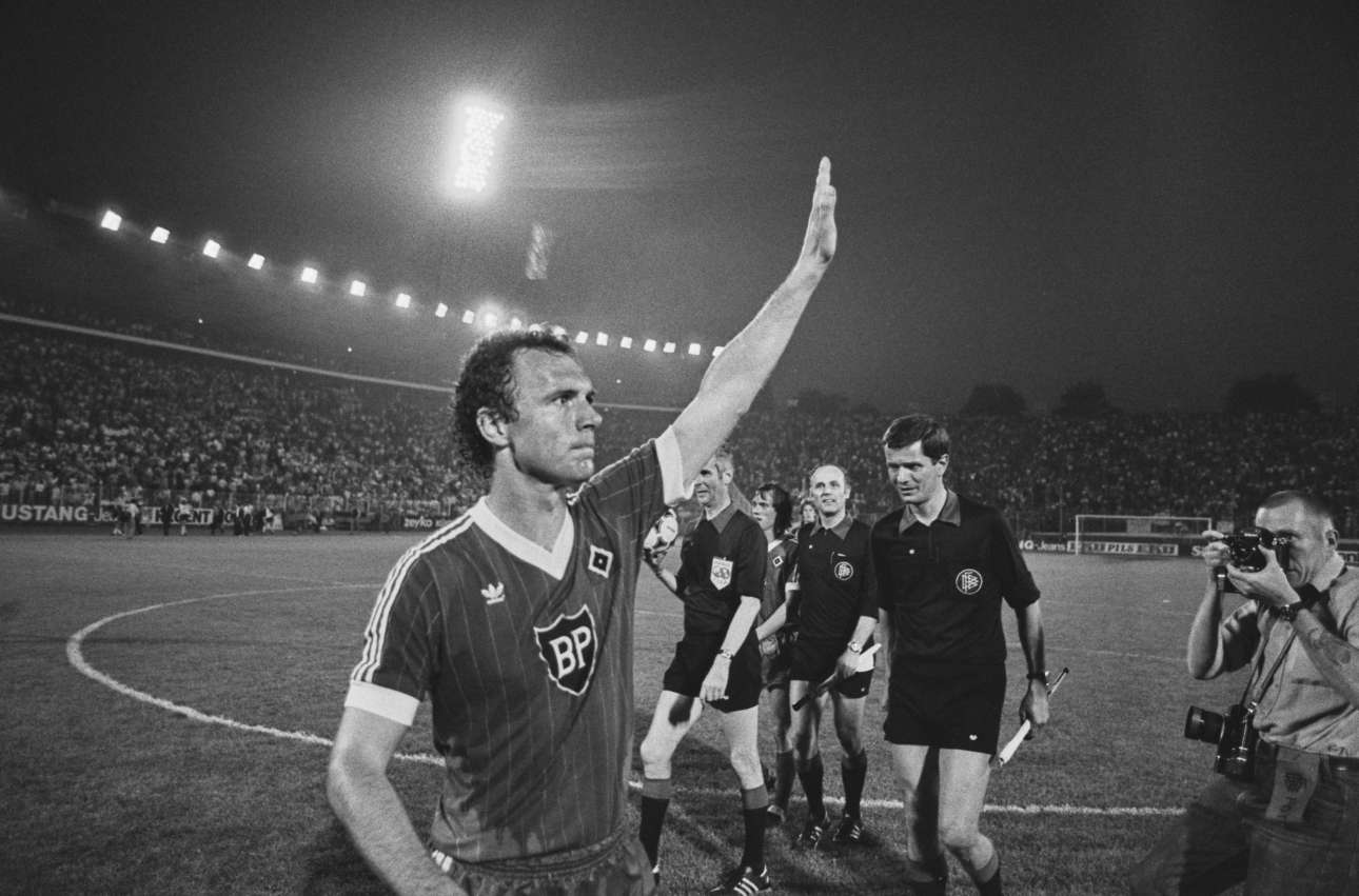 Το «φως» και το «σκοτάδι» του Φραντς Μπεκενμπάουερ σε 90’