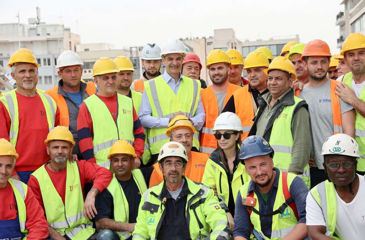 Συμφωνία με Ινδία και άλλες πέντε χώρες για χιλιάδες εργατικά χέρια