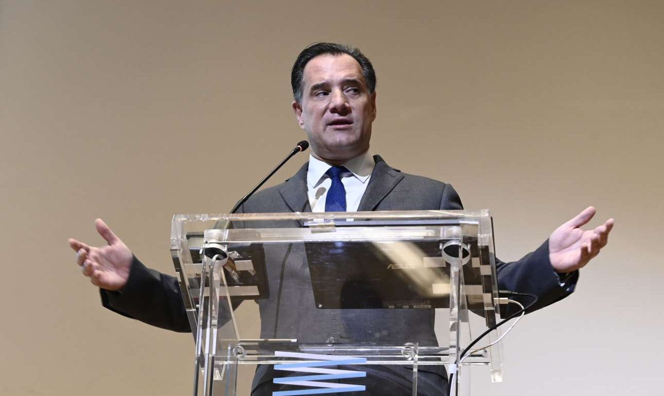 Γεωργιάδης: Εντός της ημέρας ρύθμιση για τα γενόσημα – Δεν θα ξεπερνά τα 3 ευρώ η επιβάρυνση