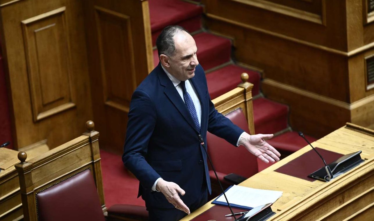 Αθήνα προς Σκόπια: Προϋπόθεση για την κύρωση των μνημονίων η απαρέγκλιτη τήρηση της Συμφωνίας των Πρεσπών