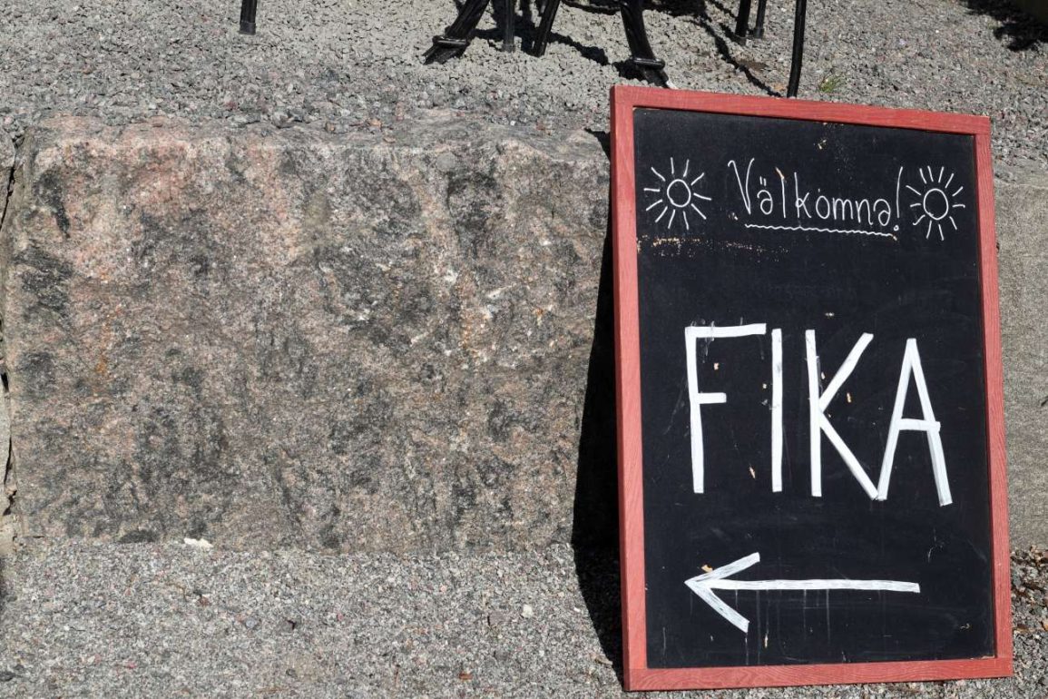 Το μυστικό της εργασιακής ευτυχίας περιέχει καφεΐνη